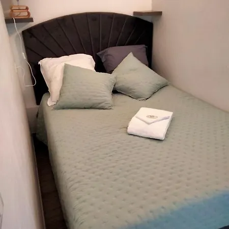 Апартаменти 10mm A Pied Des Plages, Olympe Climatise *