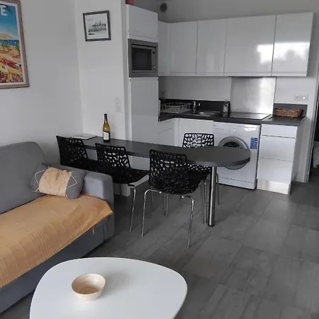 Апартаменты 10mm A Pied Des Plages, Olympe Climatise