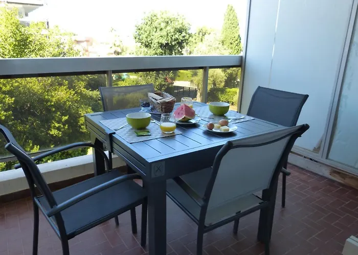 Апартаменты 10mm A Pied Des Plages, Olympe Climatise Антиб